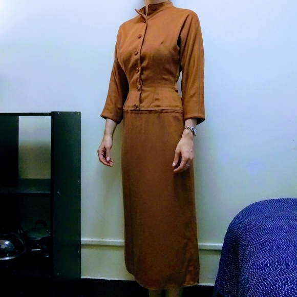 Dress - Picture 2 of 4